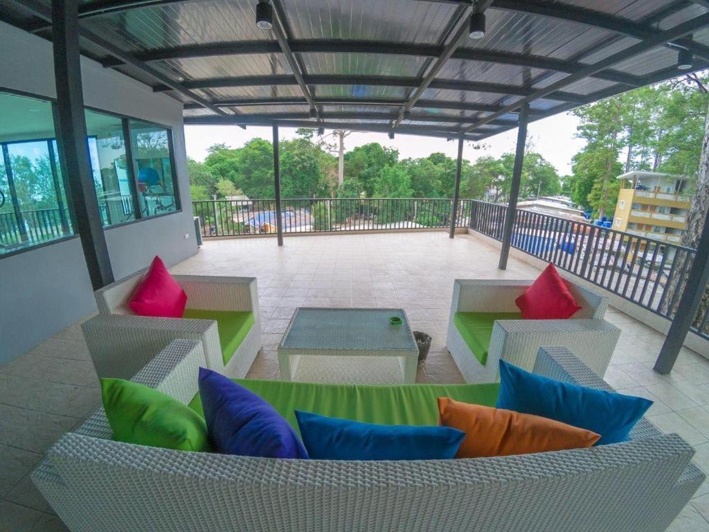 Rainbow Sky Hotel Samet Koh Samet Екстериор снимка